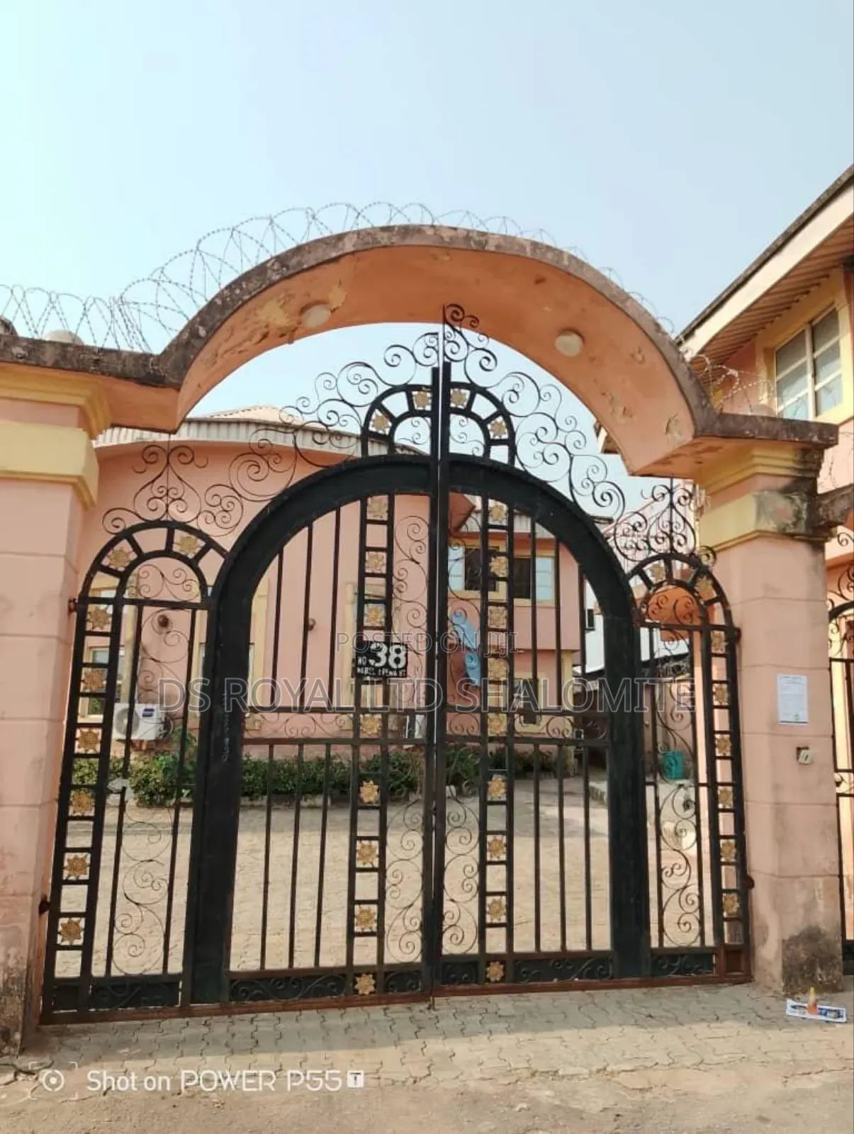 6bdrm Duplex in Benin City for sale