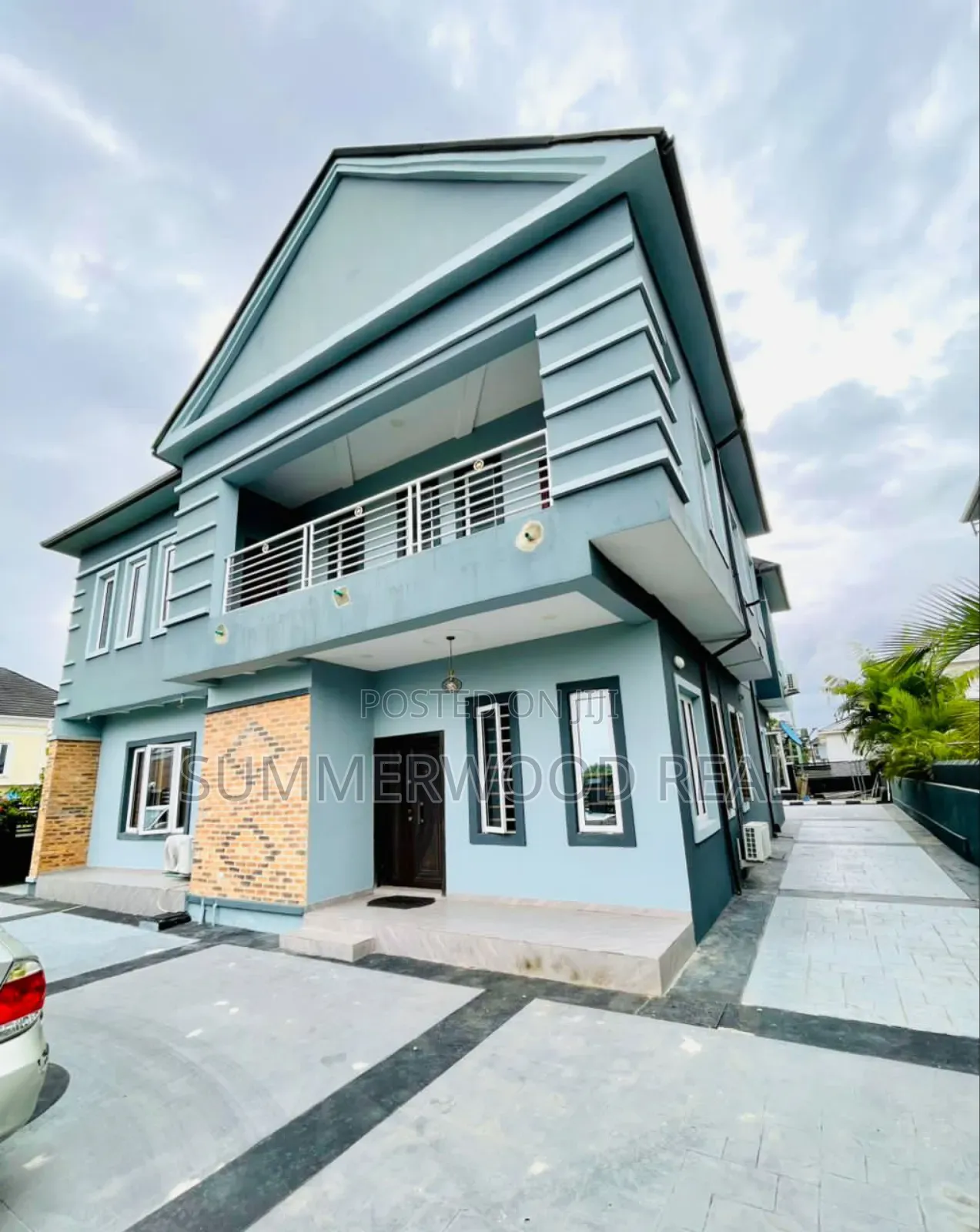 5bdrm Duplex in Monastery Road, Ajah for sale