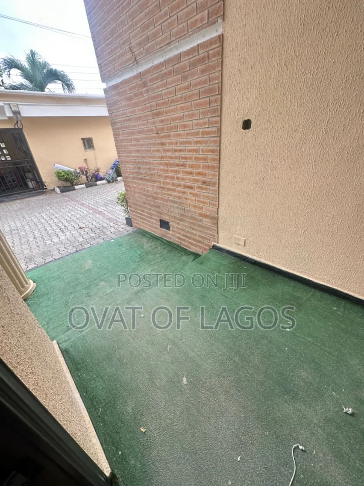 4bdrm Block of Flats in Lekki Phase 1 for rent