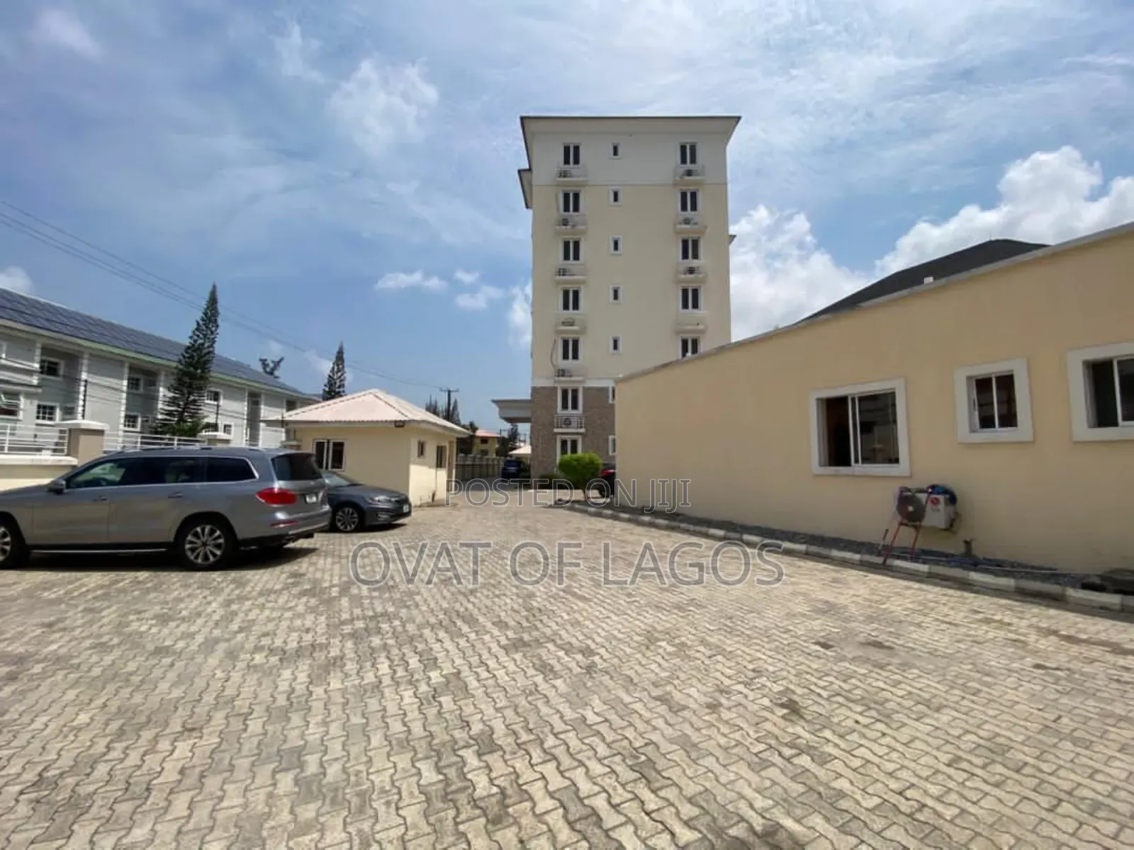 3bdrm Apartment in Lekki Phase 1 for rent