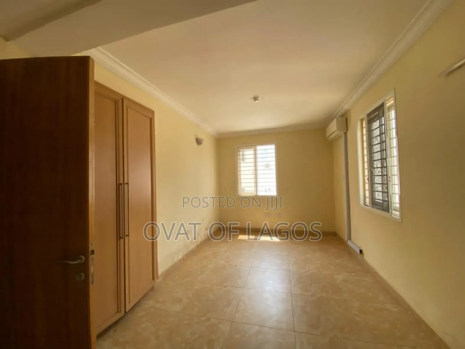 3bdrm Apartment in Lekki Phase 1 for rent