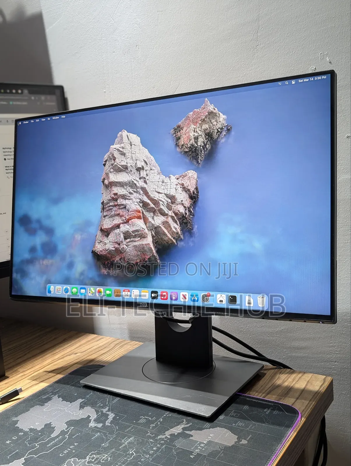 Dell 24 Ultrasharp FHD 1920 X 1080p Bezel-Less Ips Monitor