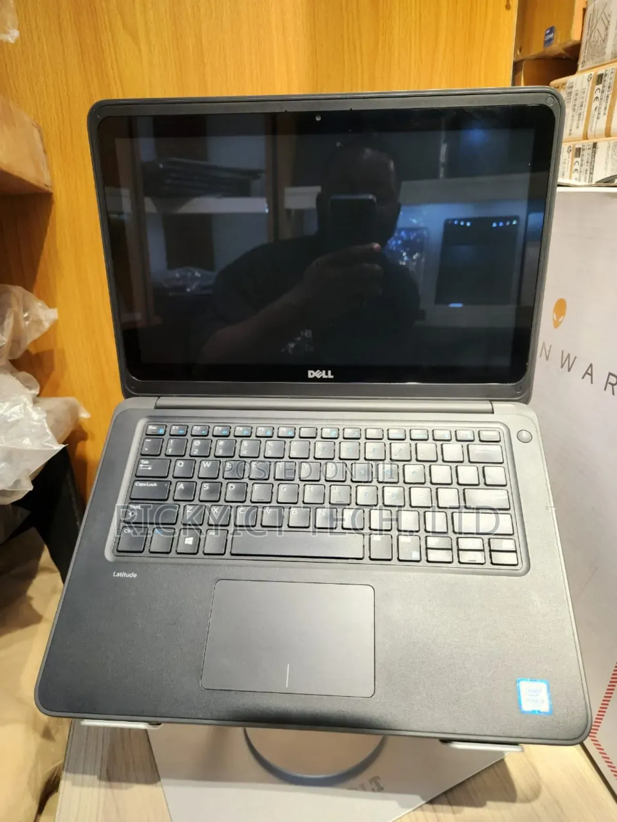 Laptop Dell Latitude 3380 8GB Intel Core i3 SSD 256GB