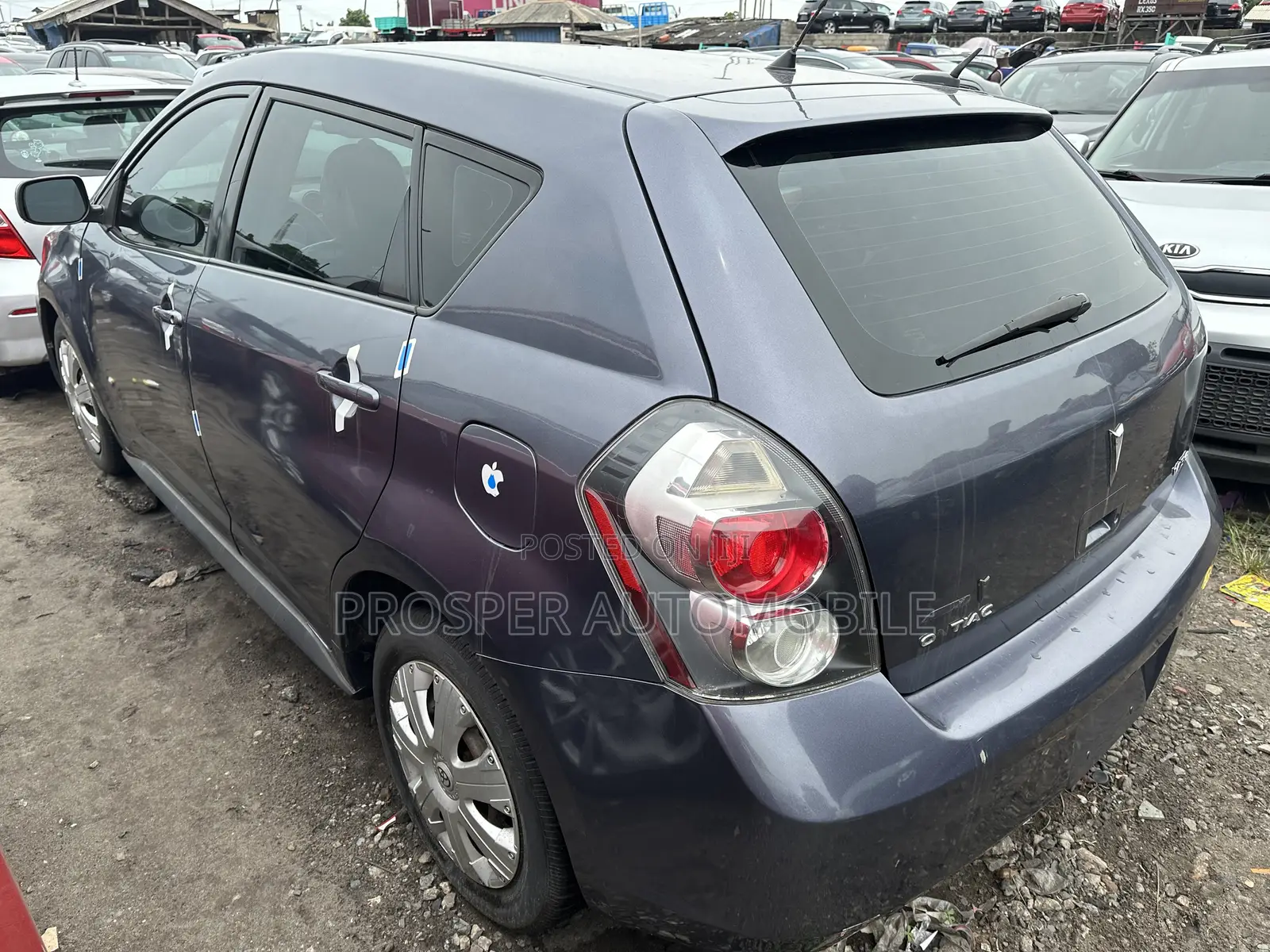 Pontiac Vibe 2.4 4WD 2009 Gray