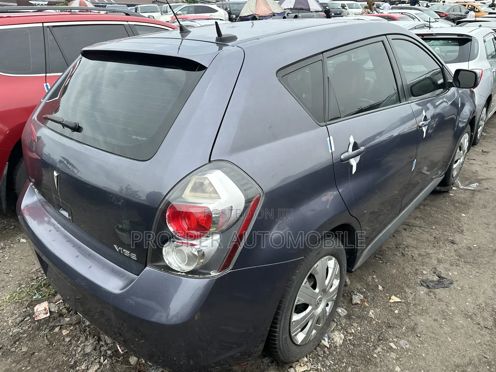 Pontiac Vibe 2.4 4WD 2009 Gray