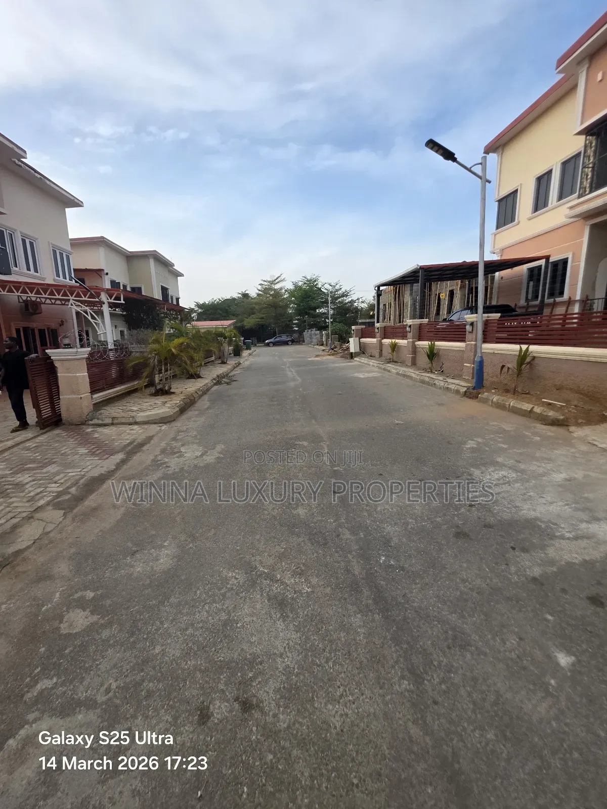 Furnished 11bdrm Duplex in Emerald Garden, Lugbe District for sale
