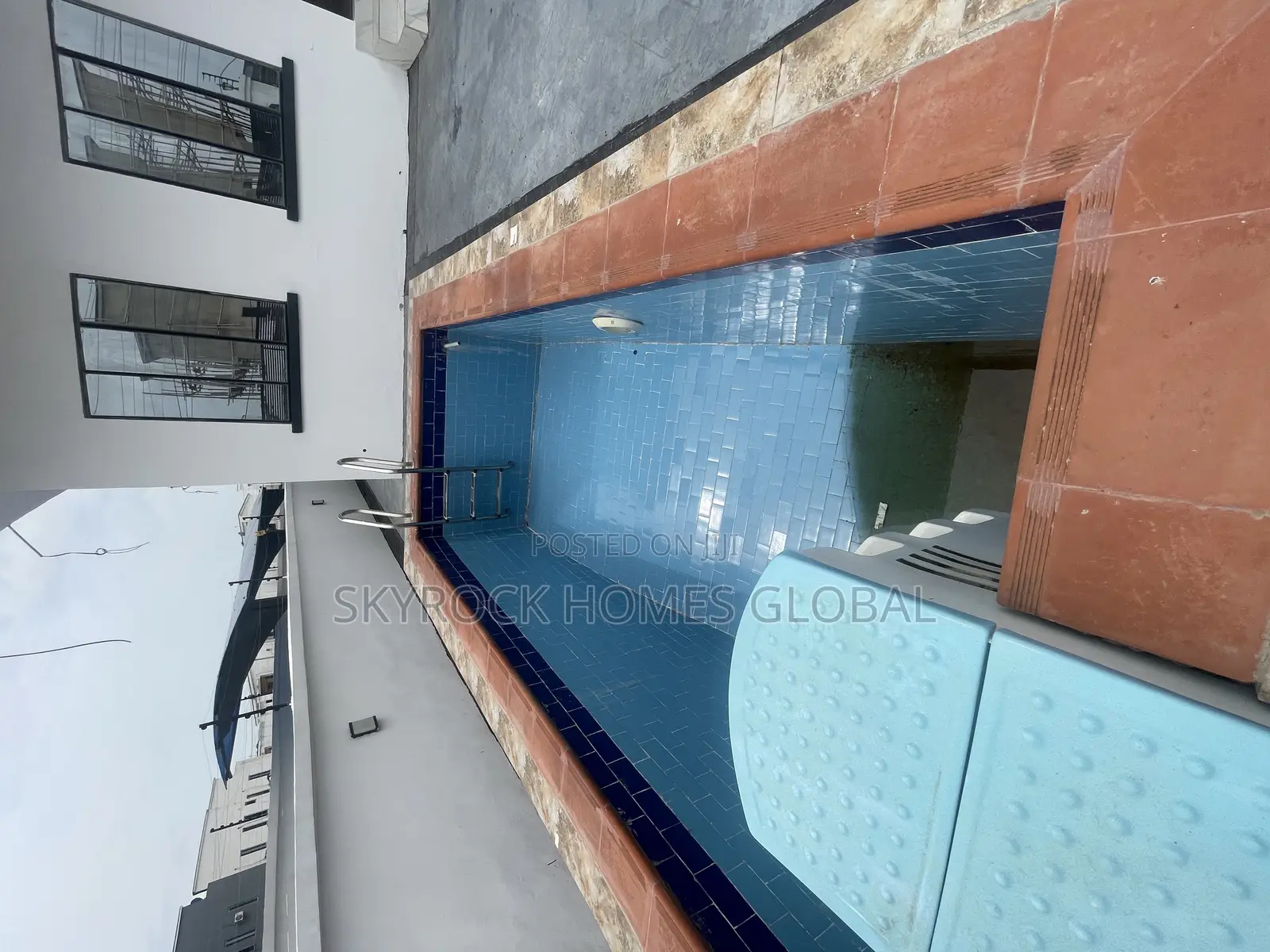 5bdrm Duplex in Abraham Adesanya Estate for sale