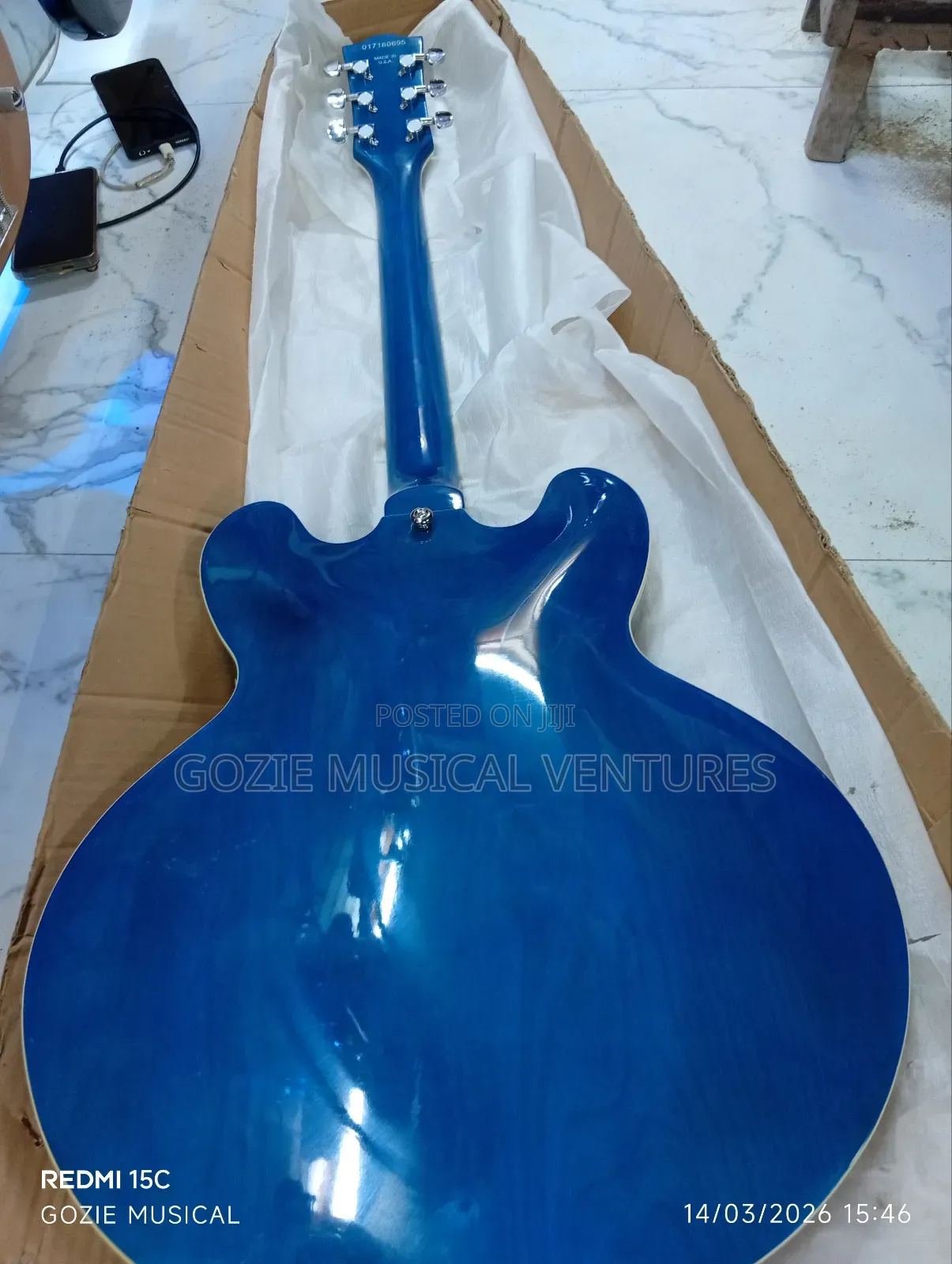 The Best Quality Fender 6 Strings Semi Hollow Body and Quality Sound