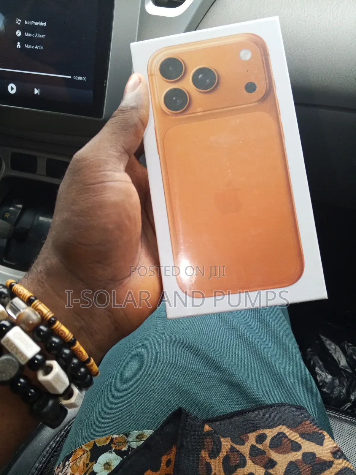 New Apple iPhone XR 64 GB Orange