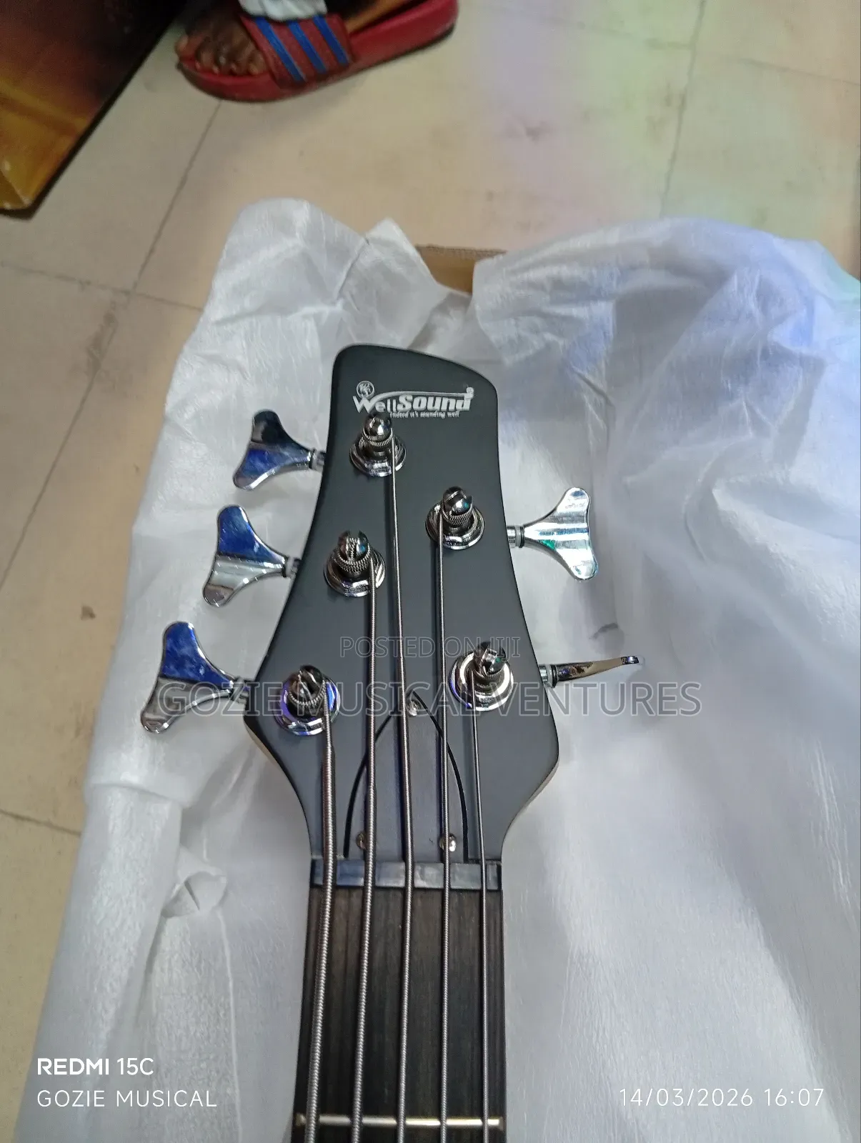 The Best Quality Wellsound Passive Bass Guitar