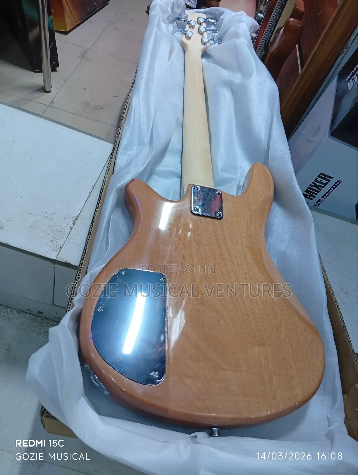 The Best Quality Wellsound Passive Bass Guitar