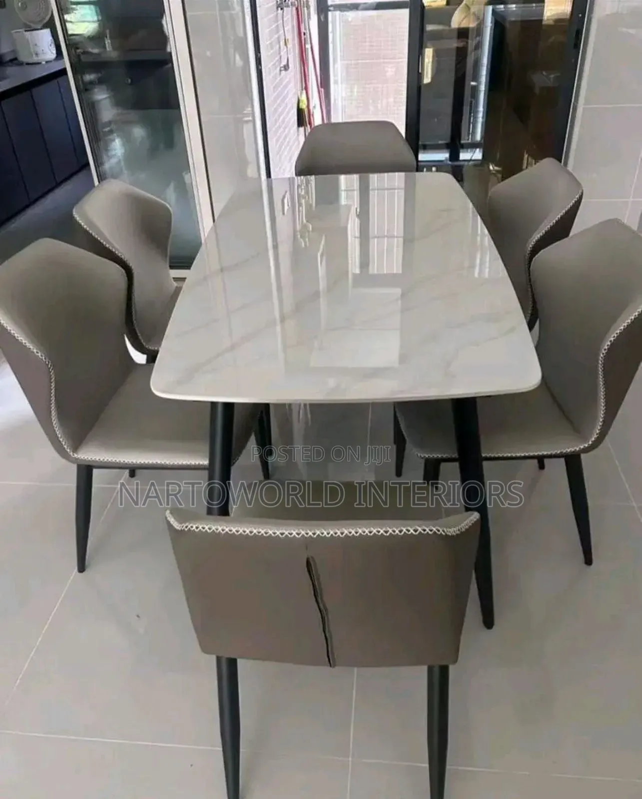 By 6 Marble Dinning Table