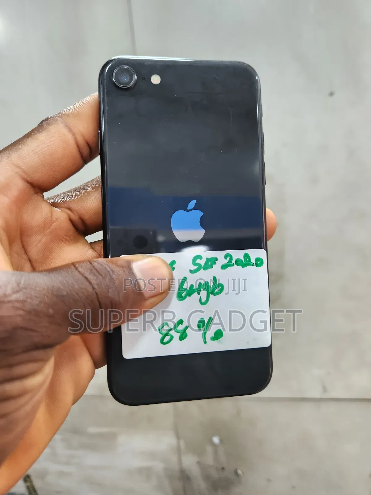 Apple iPhone SE (2020) 64 GB Black