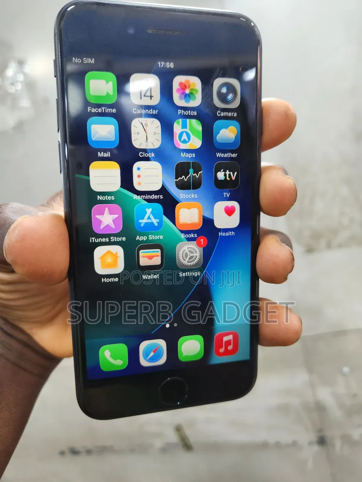 Apple iPhone SE (2020) 64 GB Black