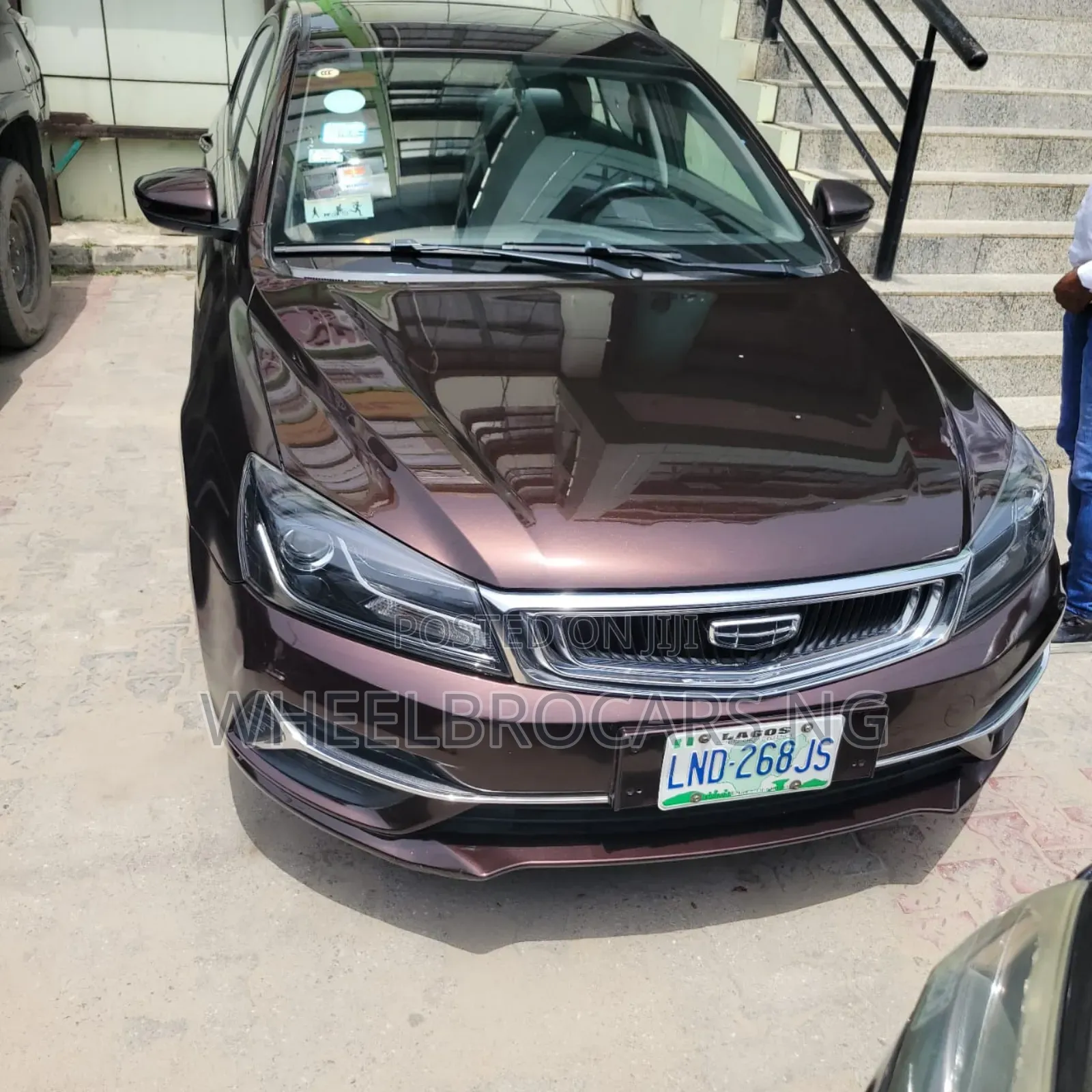 Geely Emgrand X7 2022 Burgundy