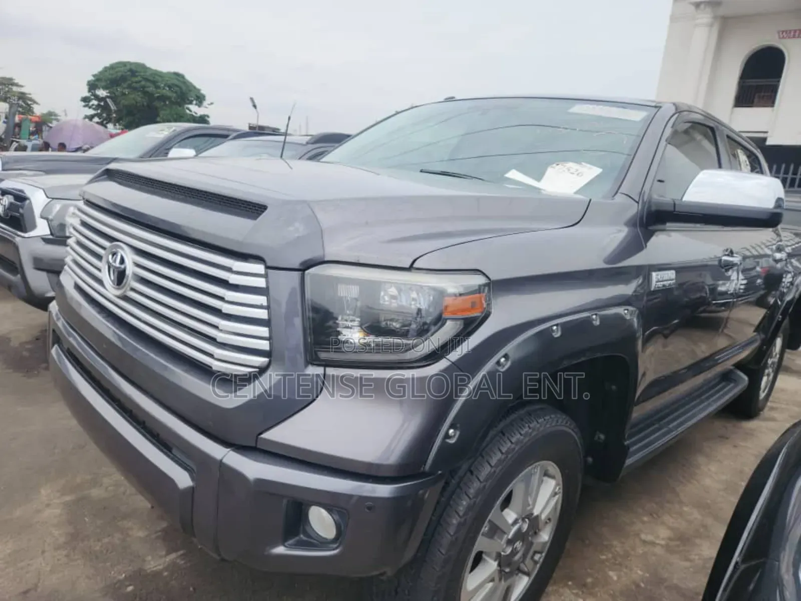 Toyota Tundra 1794 5.7L V8 4x4 CrewMax 5.6 ft. box 145.7 in. WB 2018 Black