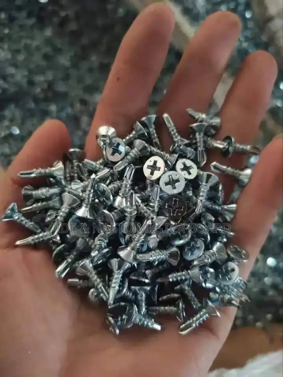 Screw: By 50' ,By 30, by 16"