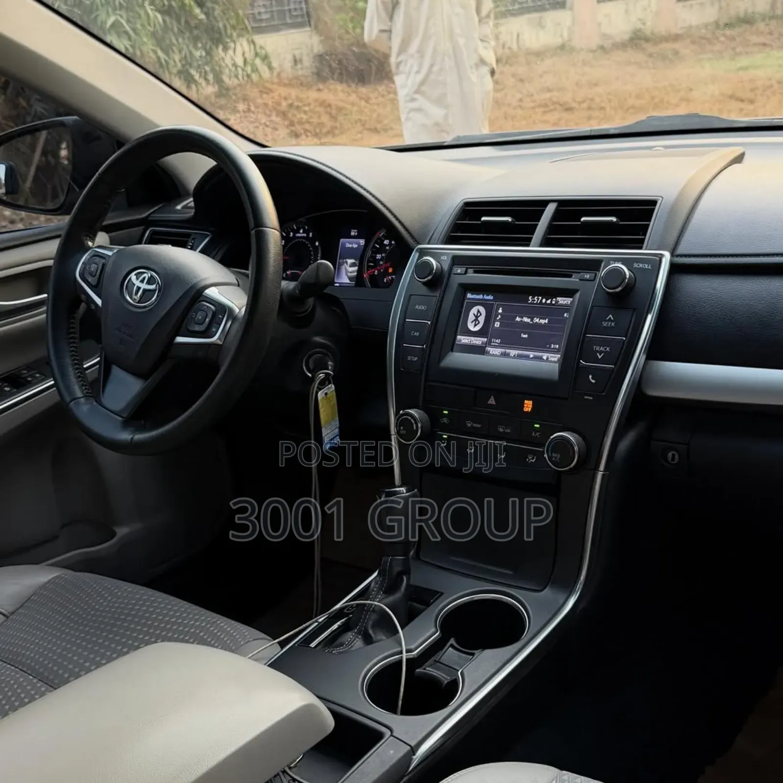 Toyota Camry SE 4dr Sedan (2.5L 4cyl 6A) 2016 Gray