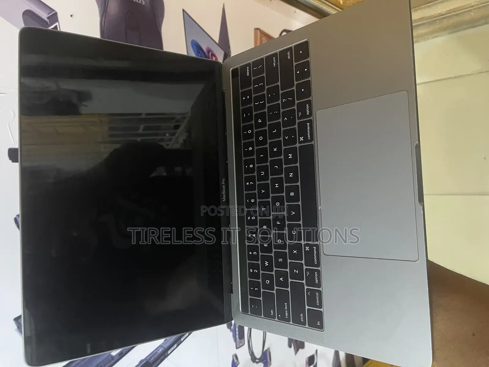 Laptop Apple MacBook Pro 2017 8GB Intel Core i5 SSD 512GB