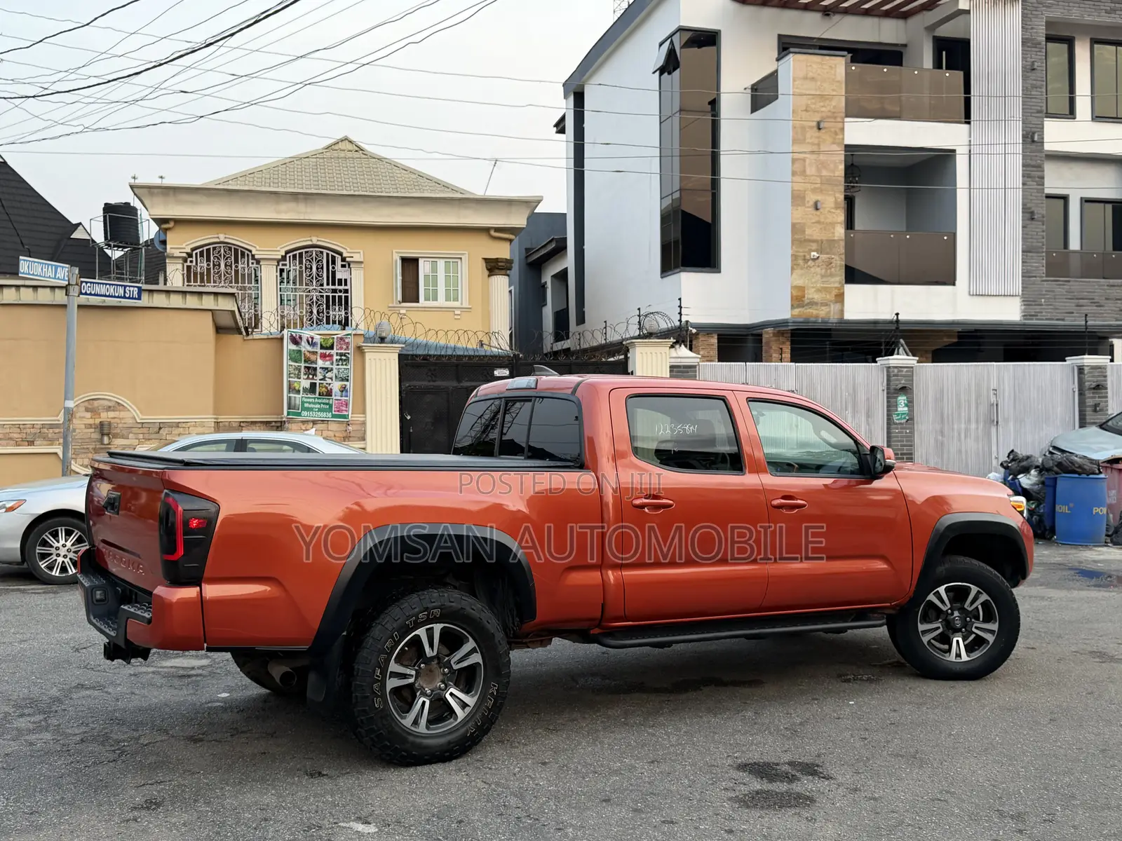 Toyota Tacoma 4dr Double Cab 2016 Orange