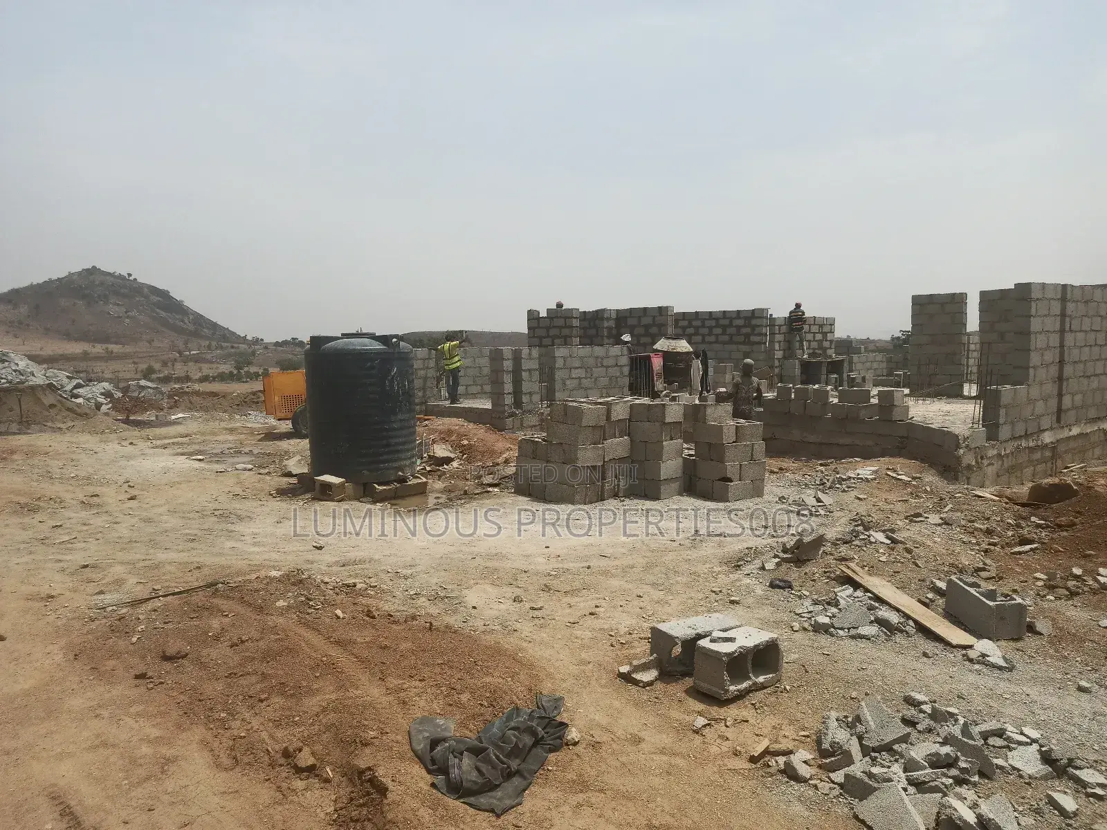 Estate Land Maitama 2 Ext by Tinubu Barracks. (Drekford Ltd)