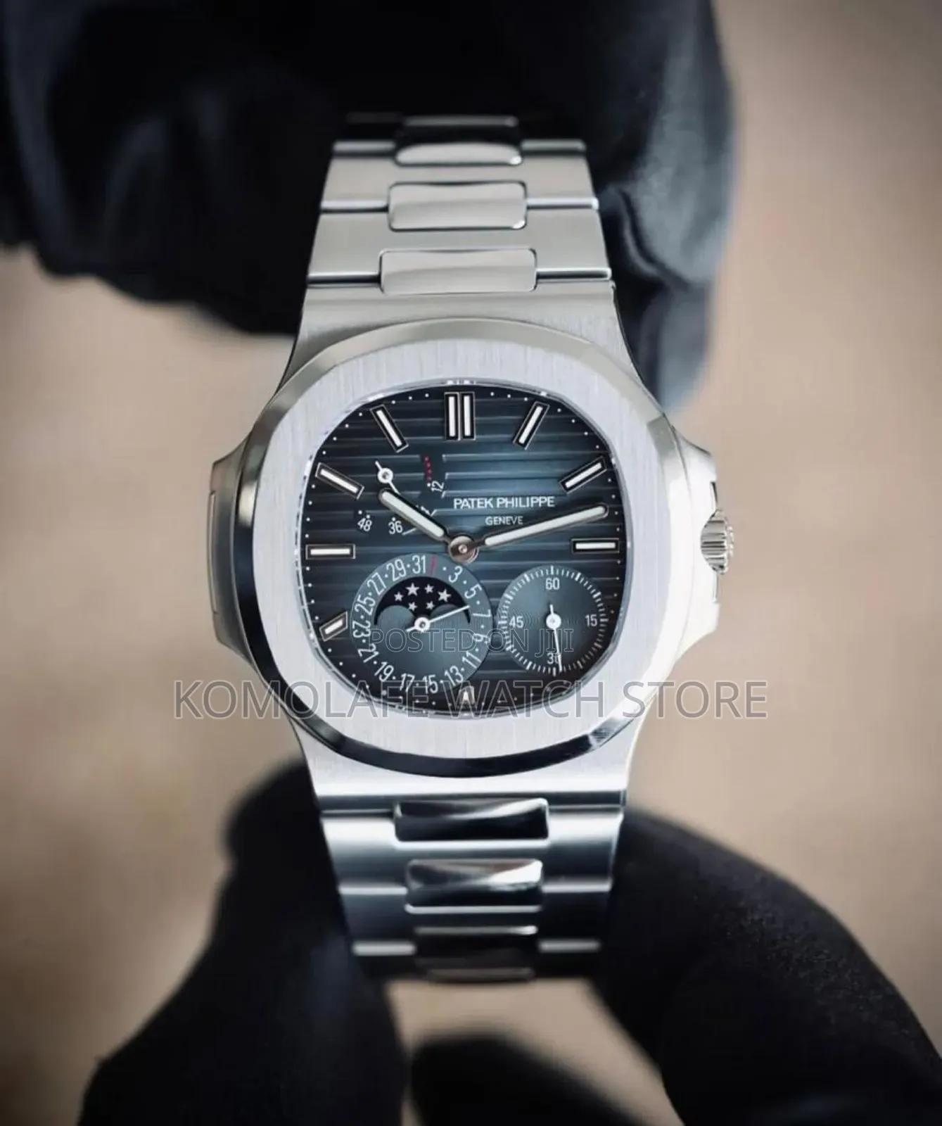 Patek Philippe Nautilus 5712/1a-001