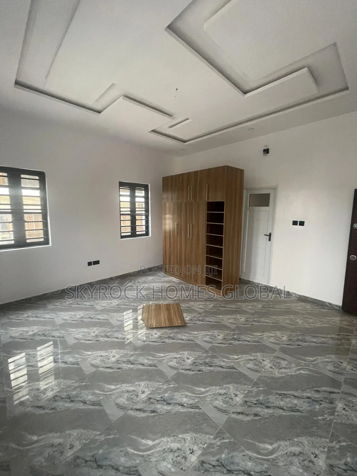 4bdrm Duplex in Abraham Adesanya Estate for rent