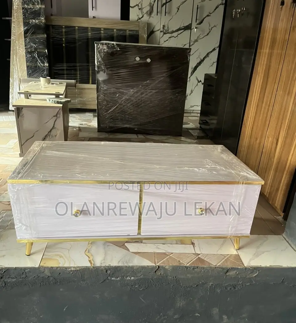 White Gold Color Center-Table