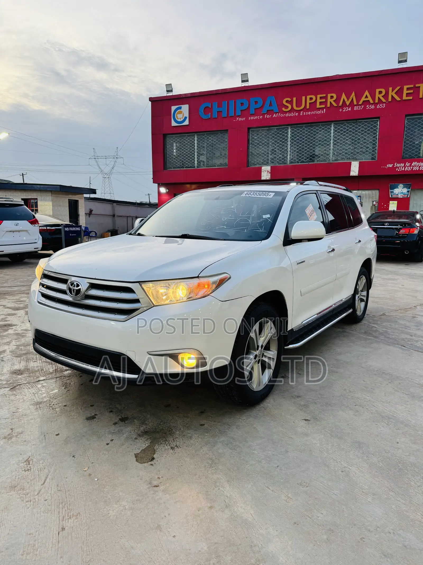 Toyota Highlander Limited 3.5l 4WD 2013 White
