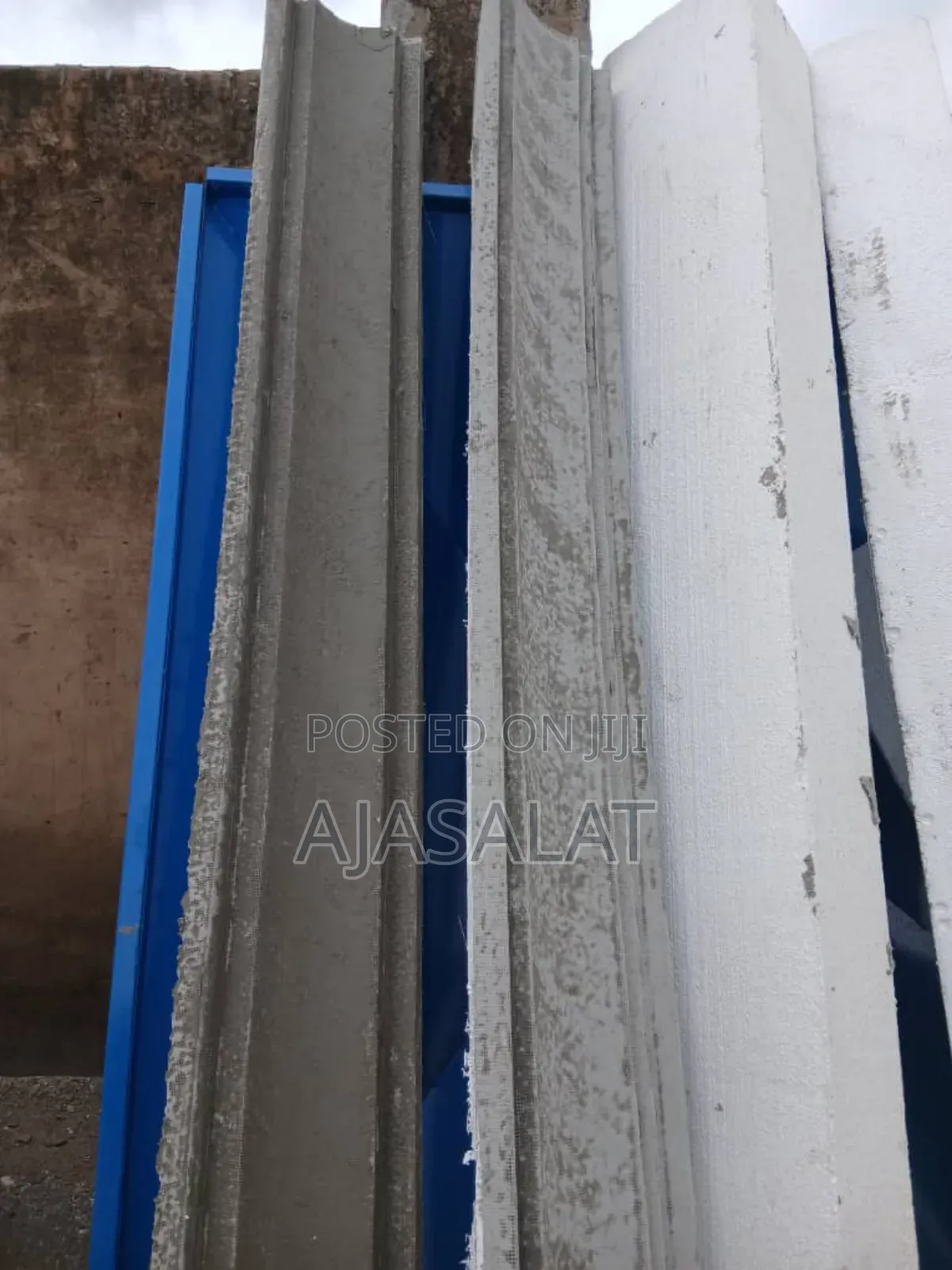 Polystyrene Parapet and Board