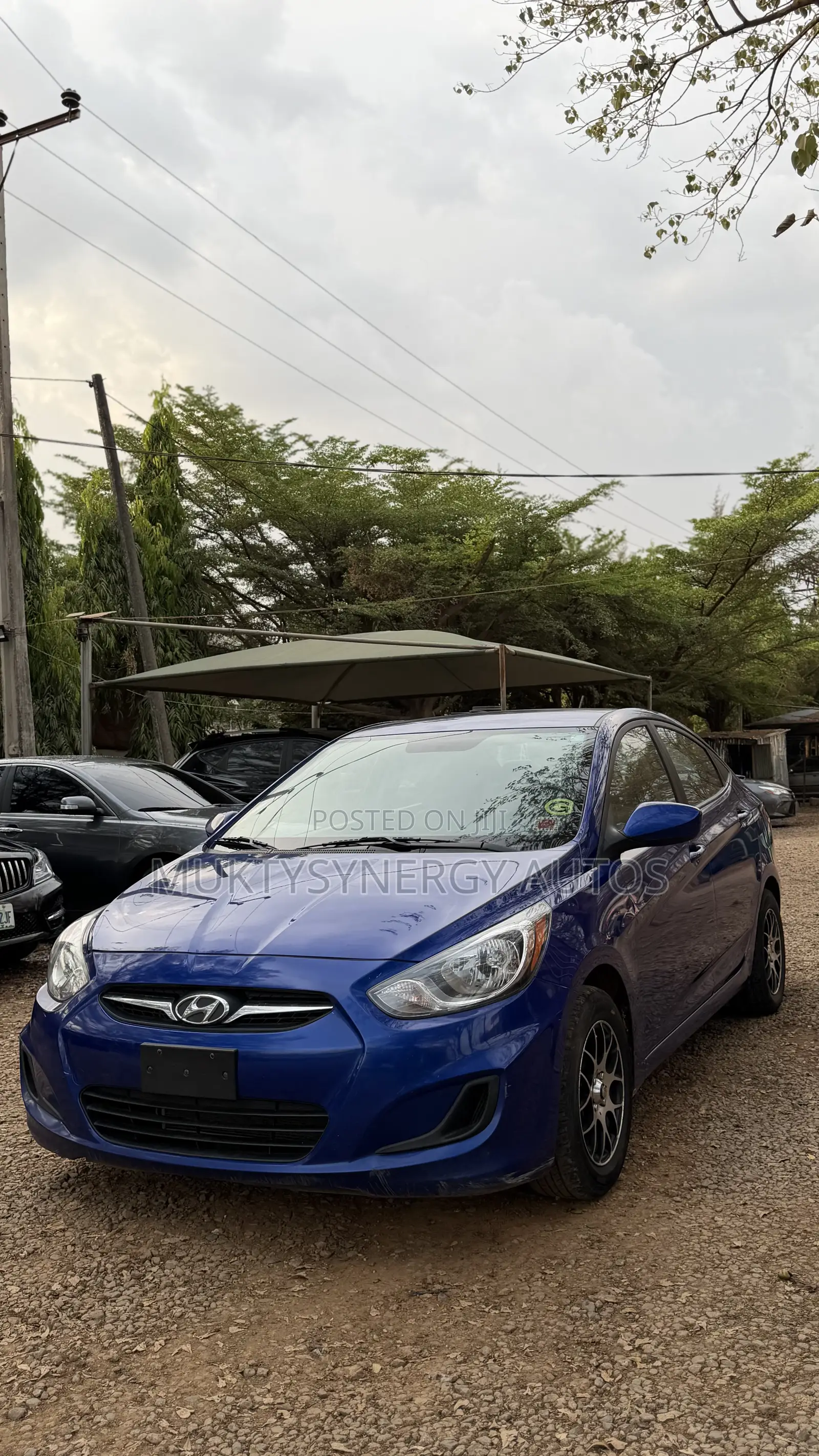 Hyundai Accent 2012 Blue
