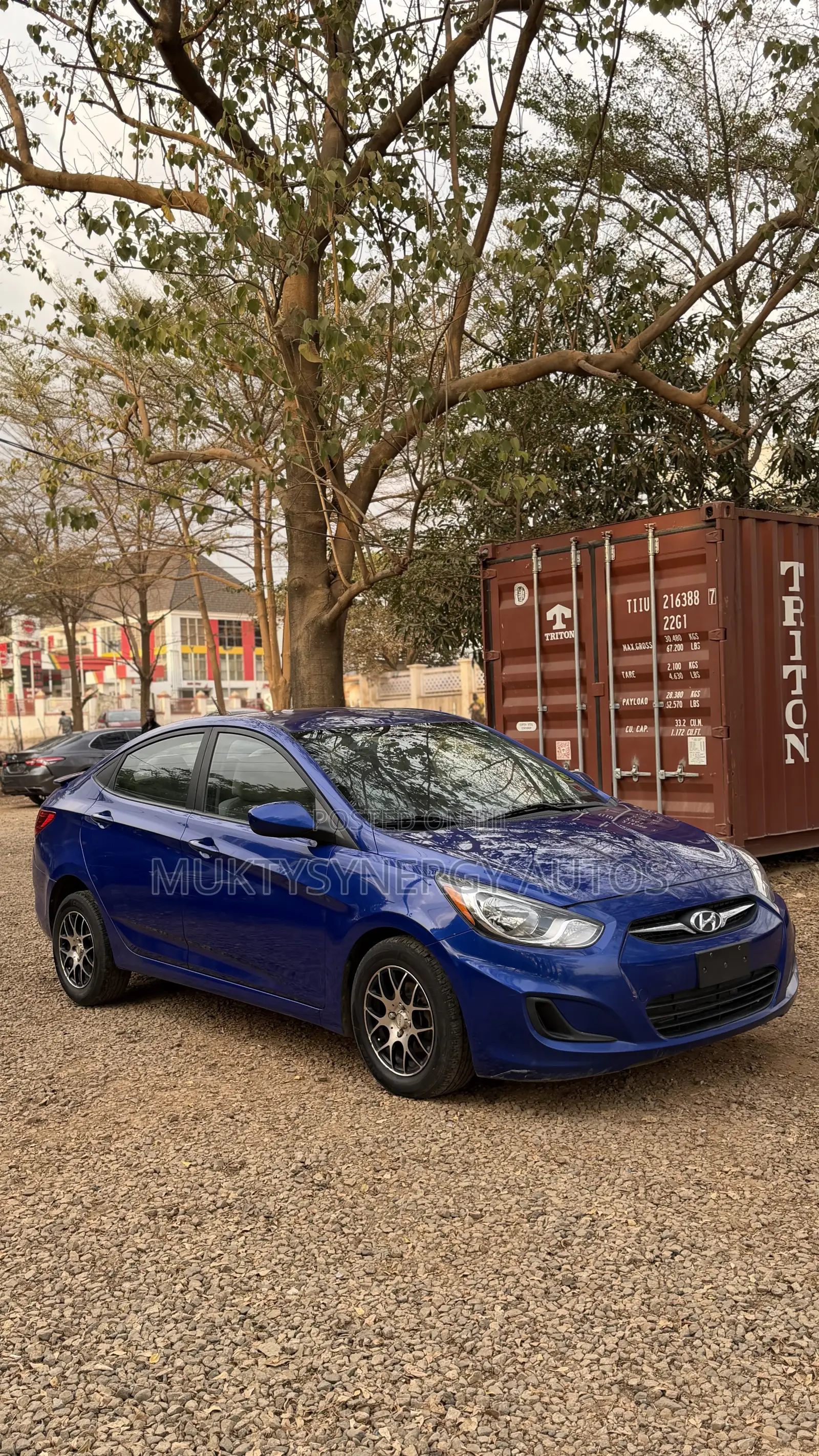 Hyundai Accent 2012 Blue