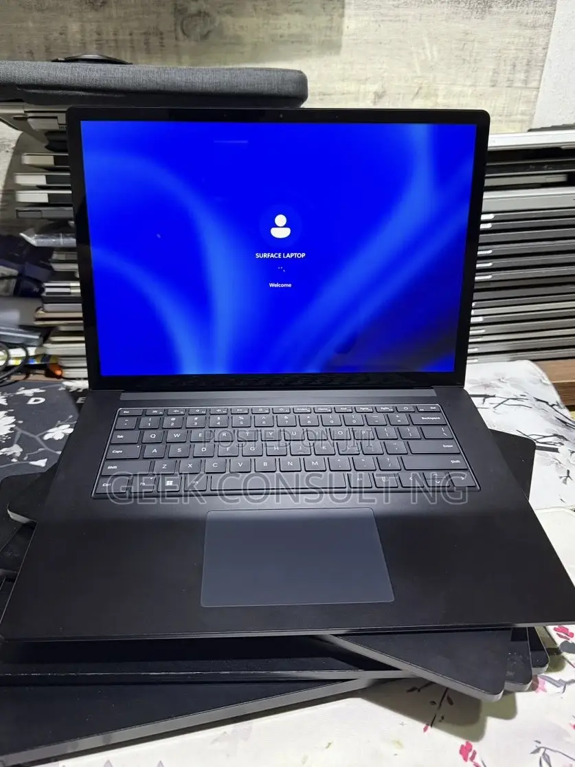 Laptop Microsoft Surface Laptop 5 16GB Intel Core i7 SSD 512GB