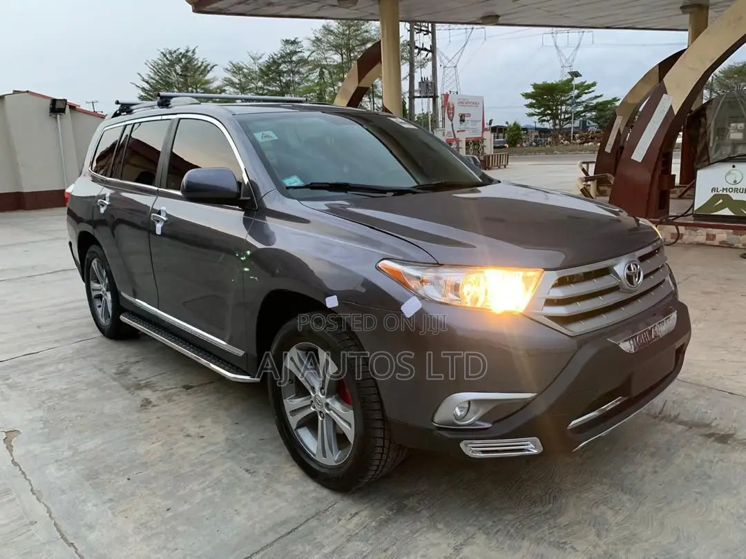 Toyota Highlander 2013 Gray