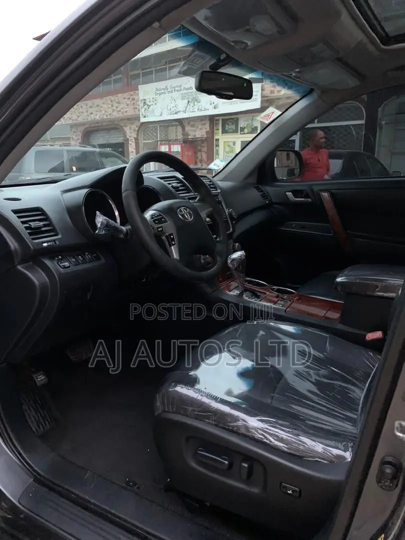 Toyota Highlander 2013 Gray
