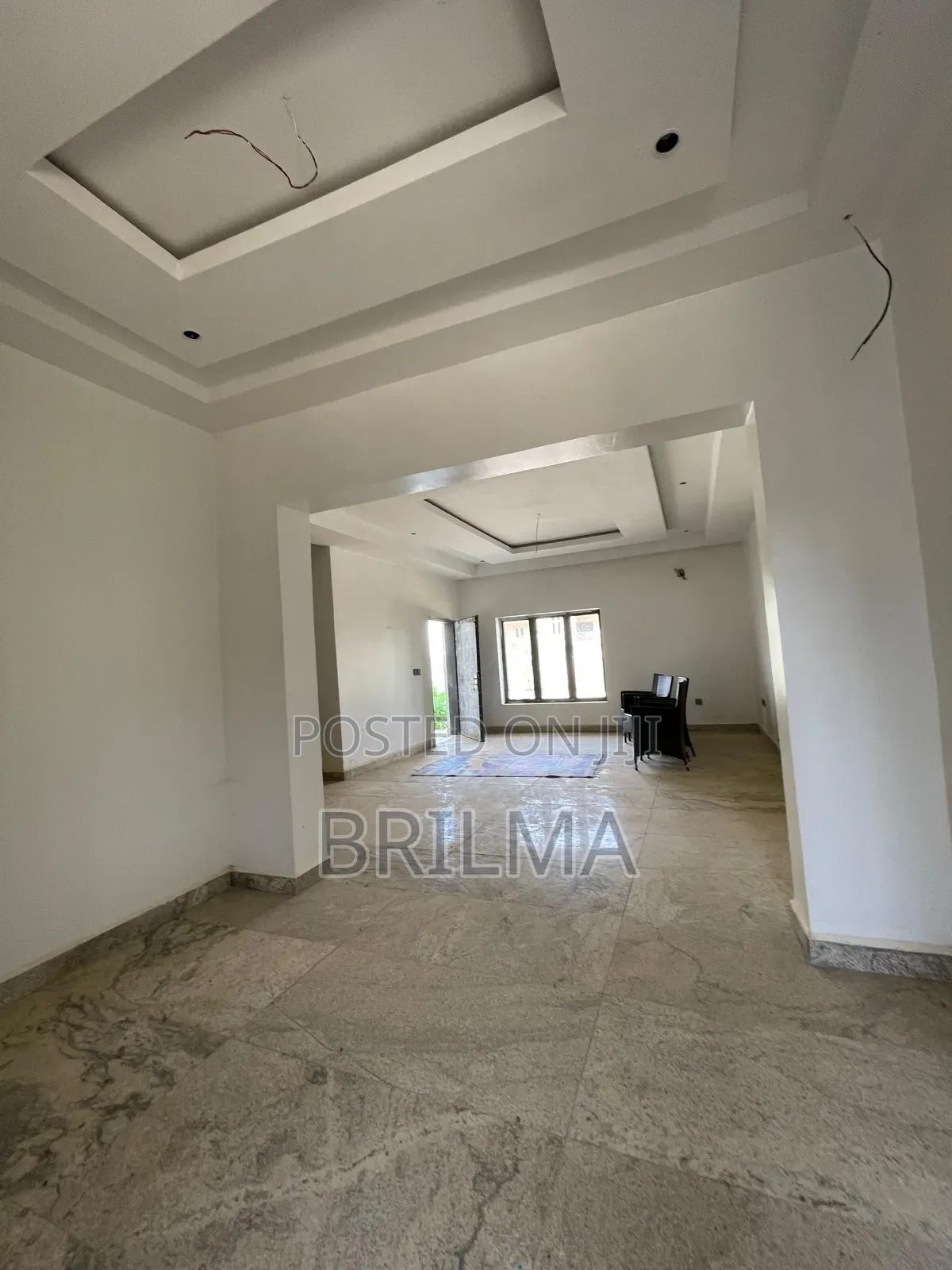 4bdrm Duplex in Jahi for sale