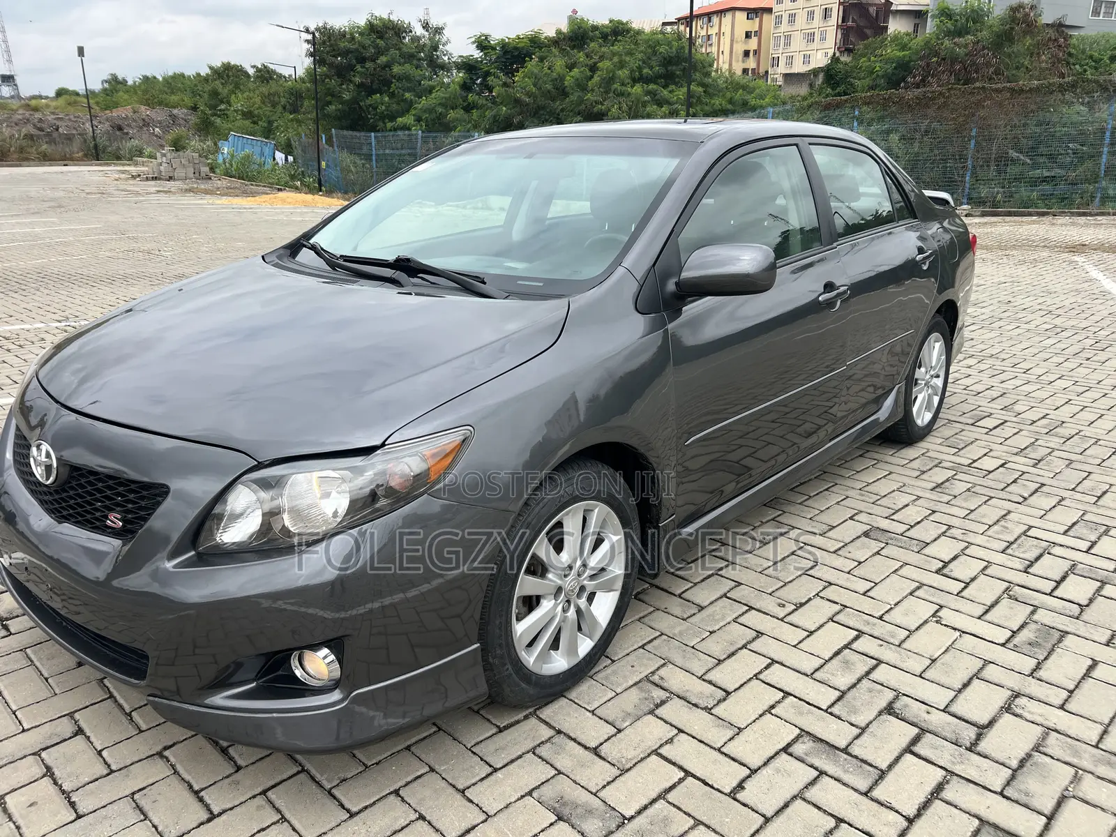 Toyota Corolla S 4dr Sedan (1.8L 4cyl 4A) 2009 Gray