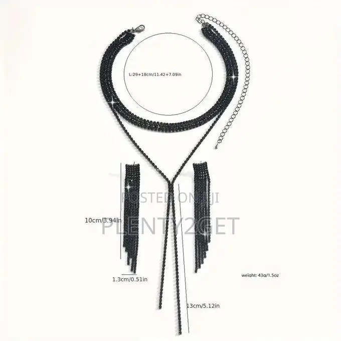 A Jewelry Set Consisting of One Necklace and One Pair of Earrings