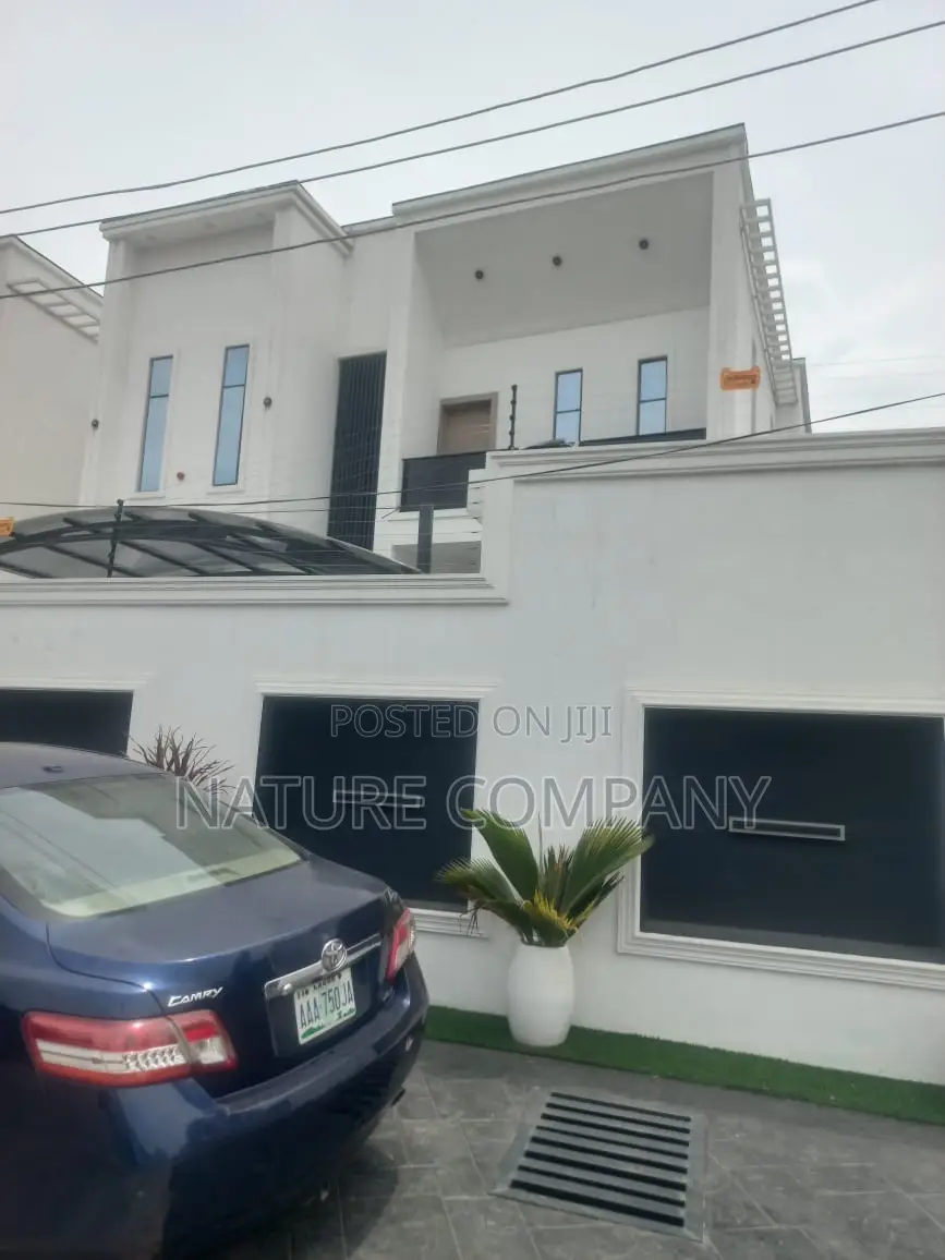 5bdrm Duplex in Omole Phase 1 for sale