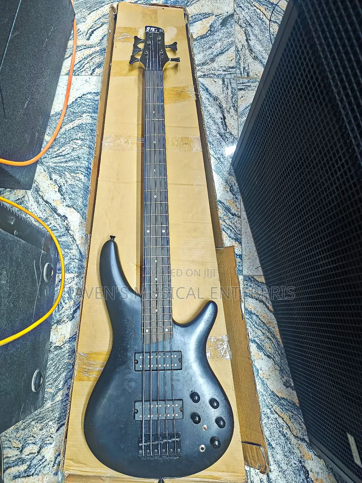 Ibanez Soundgear Electric Bass Guitar