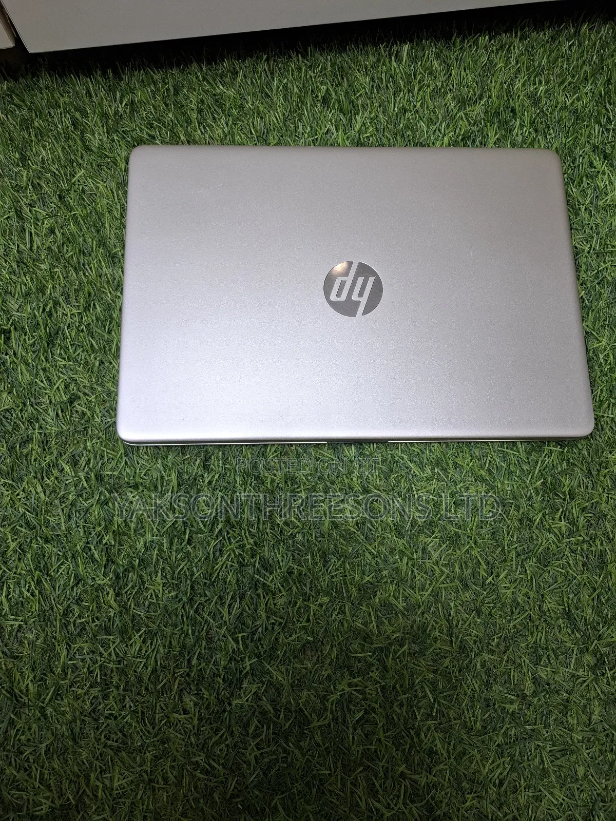 Laptop HP 14-ep0063 8GB Intel Core i3 SSD 256GB