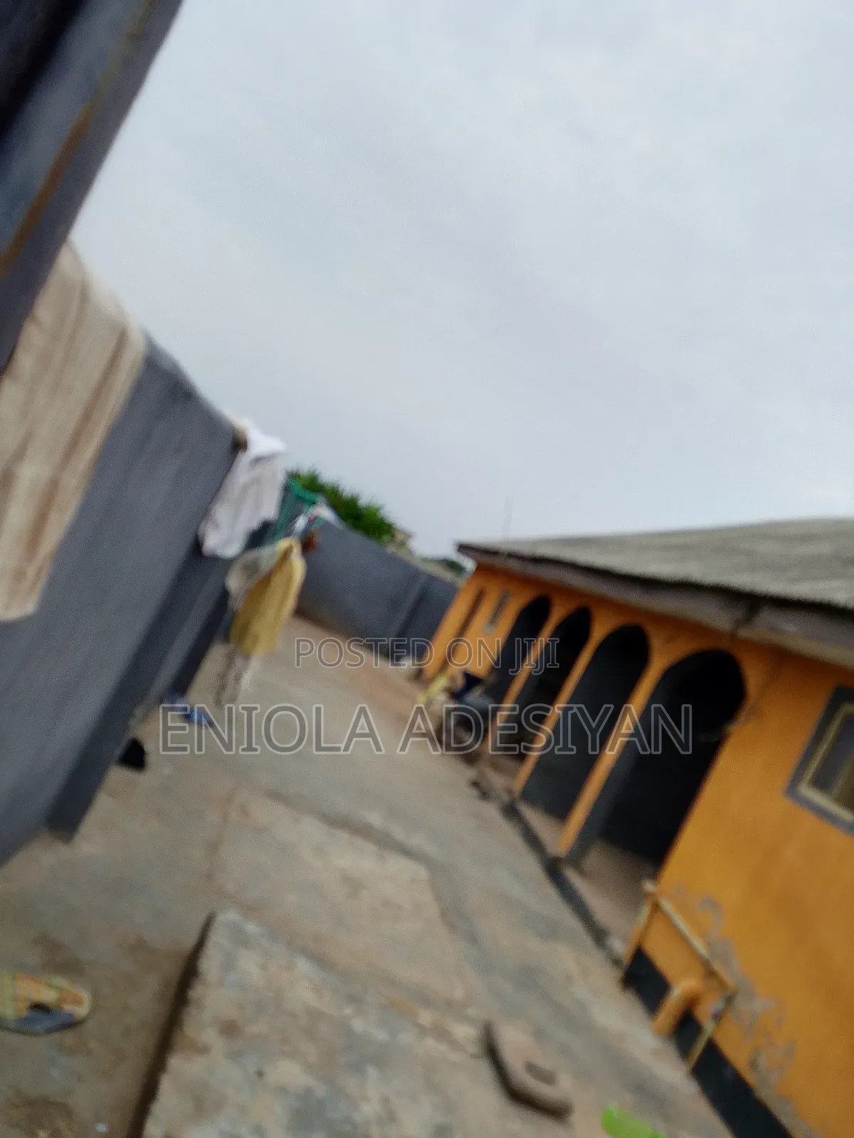 1bdrm Block of Flats in Bomoda Oku Dagota, Igbogbo for rent