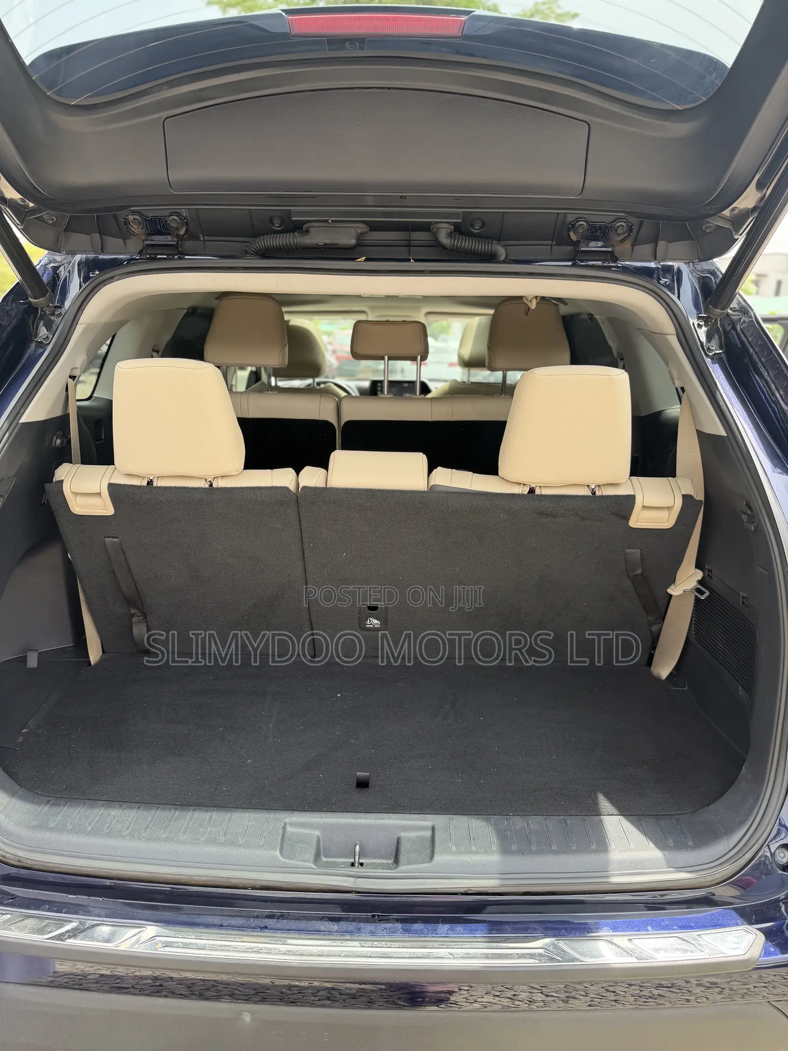Toyota Highlander XLE 2021 Blue