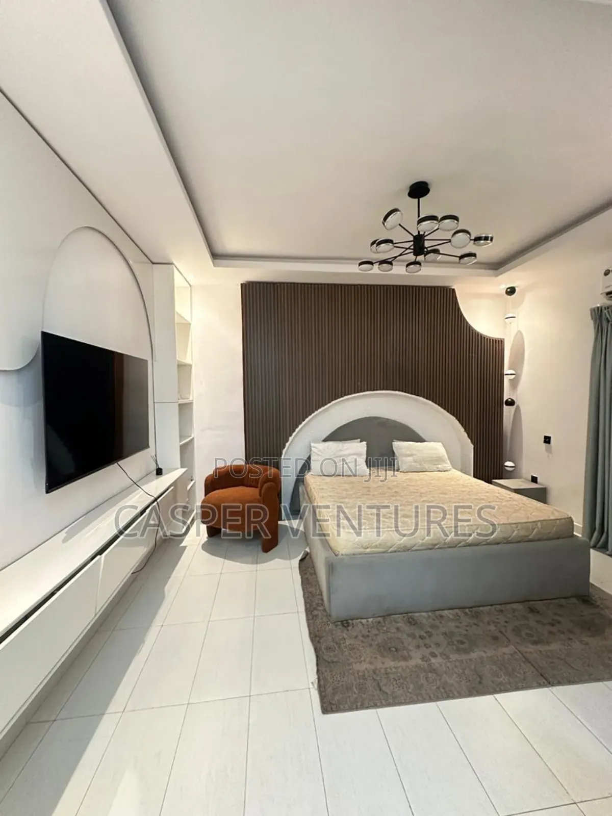 Furnished 2bdrm Apartment in Admiralty Way, Lekki Phase 1 for rent