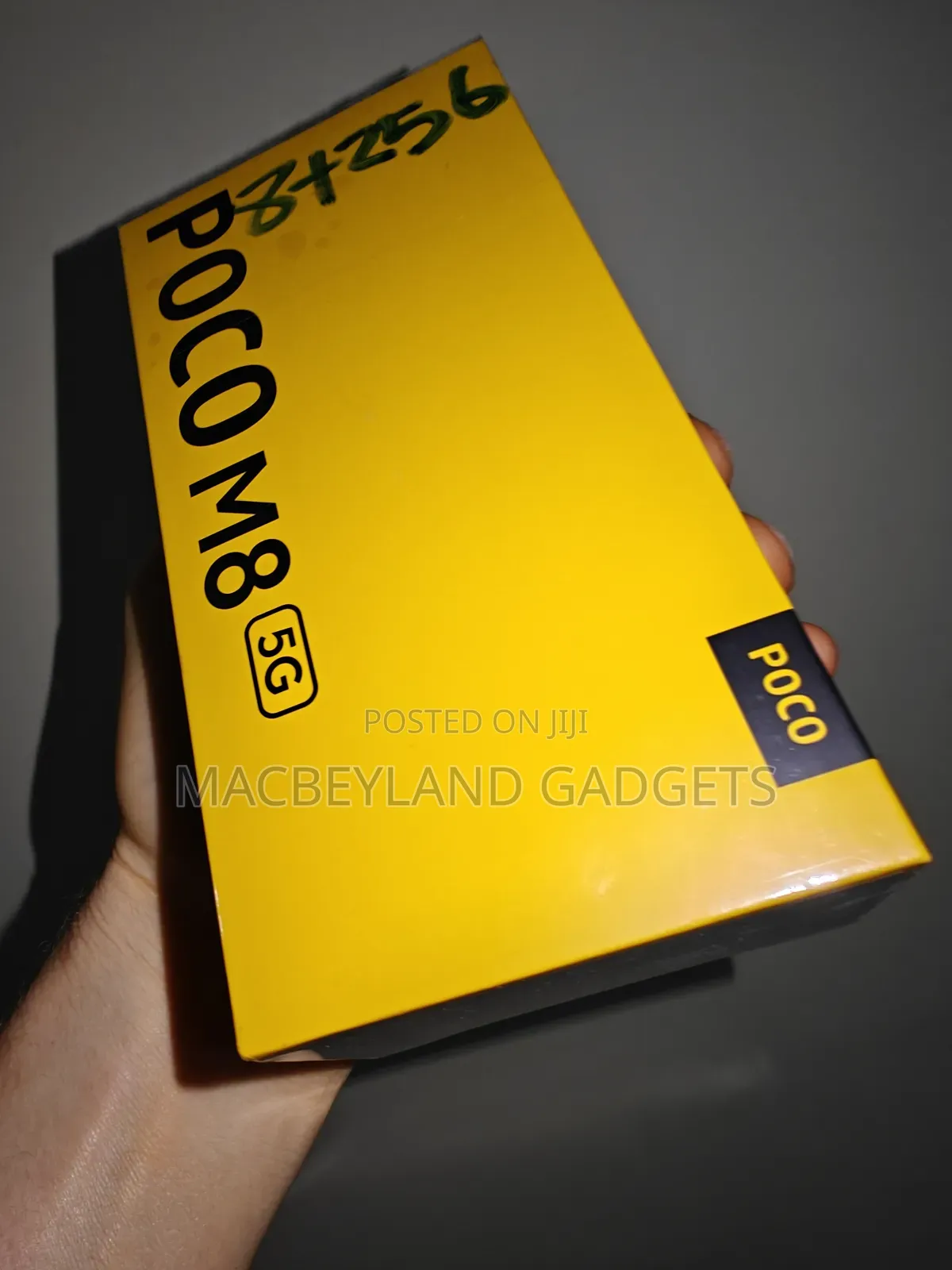 New Xiaomi Poco M8 256 GB Silver