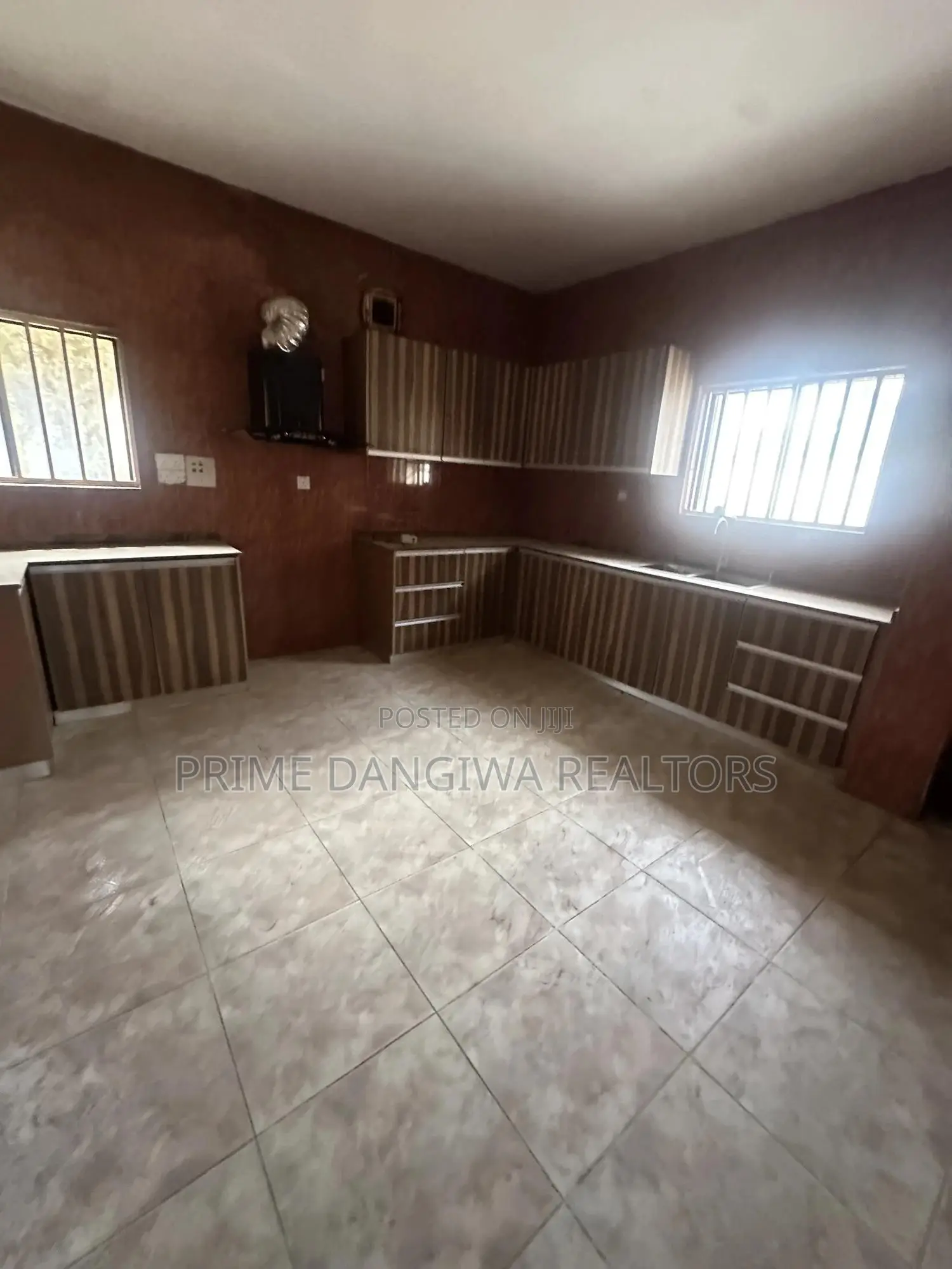 5bdrm Duplex in Maitama for rent