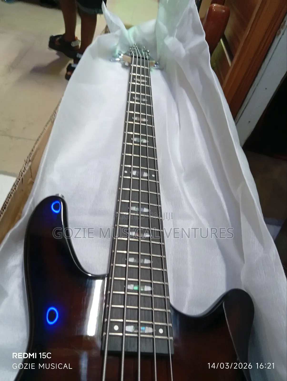 A Very High Standard Bass Guitar Wellsound Five Strings