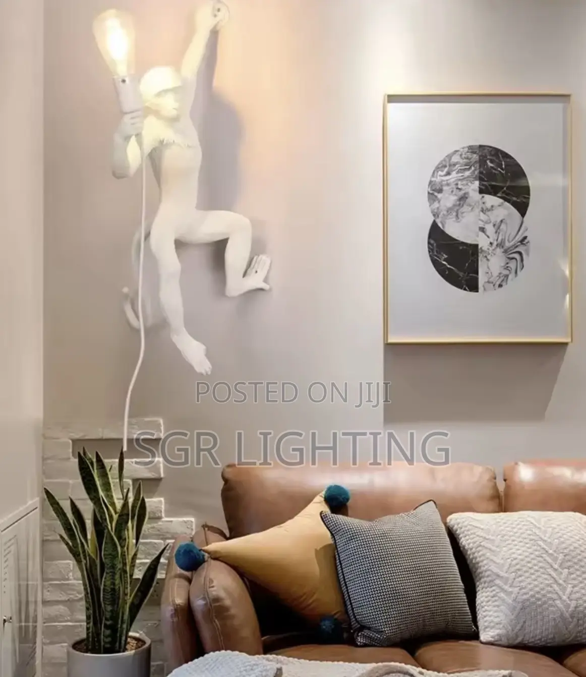 Modern Led Art Monkey Pendant Light Resin Simian Pendant Lamp