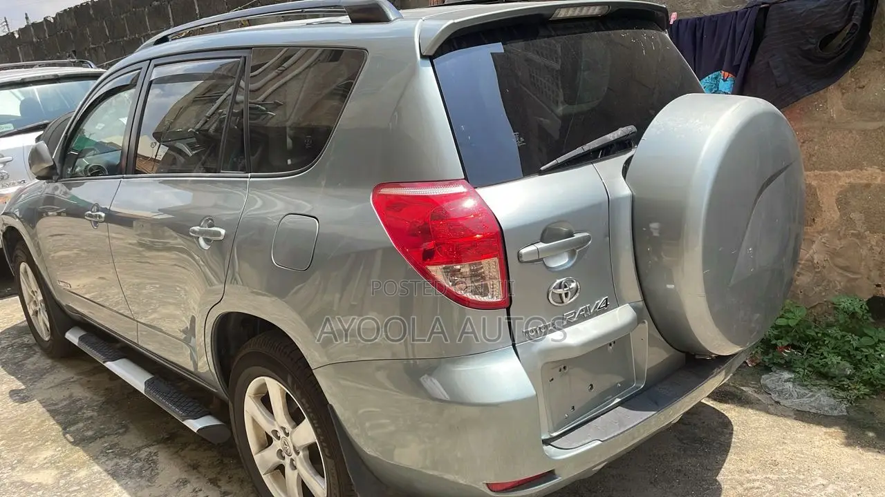 Toyota RAV4 2008 Green