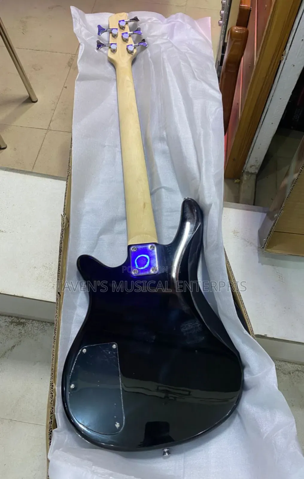 Wellsound Five String Electric Bass Guitar